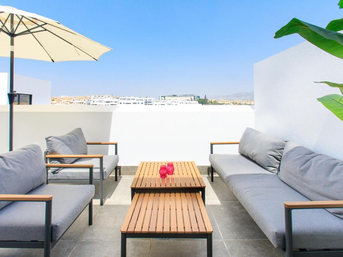 Apartment Piscis Torre Del Mar Esterno foto